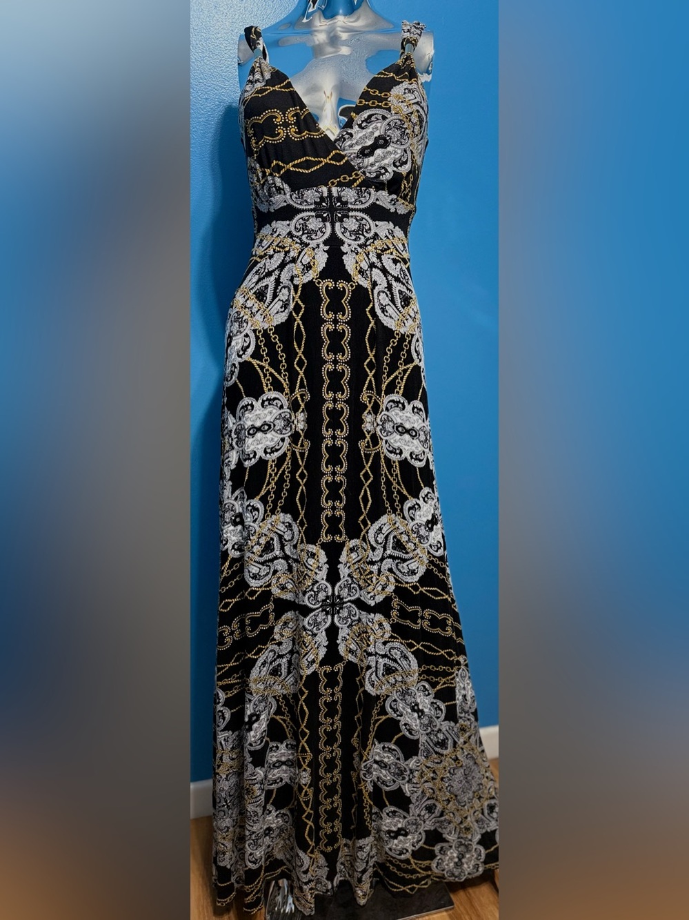 Jennifer Lopez Black Maxi Skirt with Gold and White Chain Print